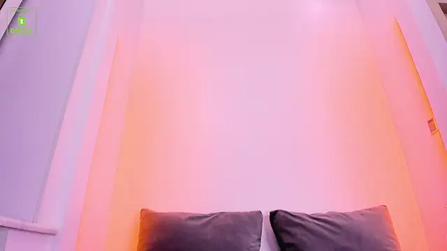 ErikaLust online show from January 5, 4:14 am