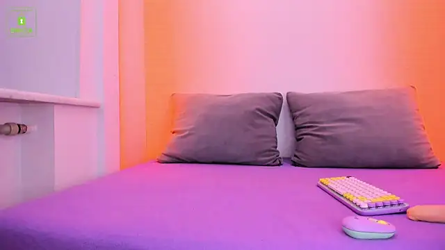 ErikaLust online show from January 21, 4:10 am