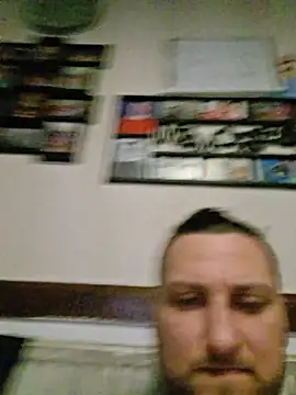 Snapshot of SmallDick___ chatting on April 1, 6:14 am SmallDick online show from April 1, 6:14 am