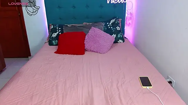 antonella sweet33 online show from February 4, 8:38 pm