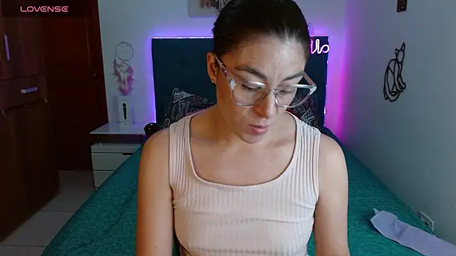 antonella sweet33 online show from March 22, 11:42 pm