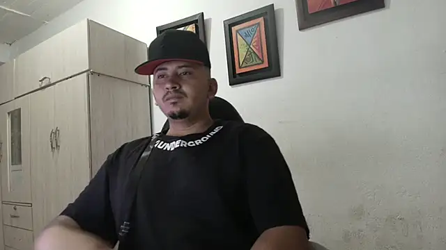 myke andrade online show from September 24, 3:32 am