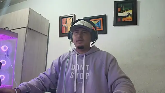 myke andrade online show from January 7, 1:30 am