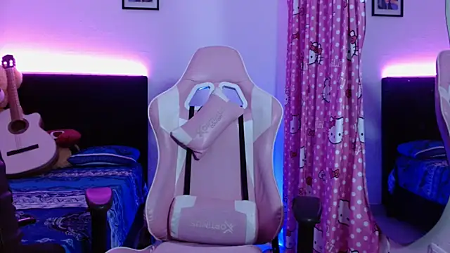 Dakota bumm online show from March 6, 2:30 am