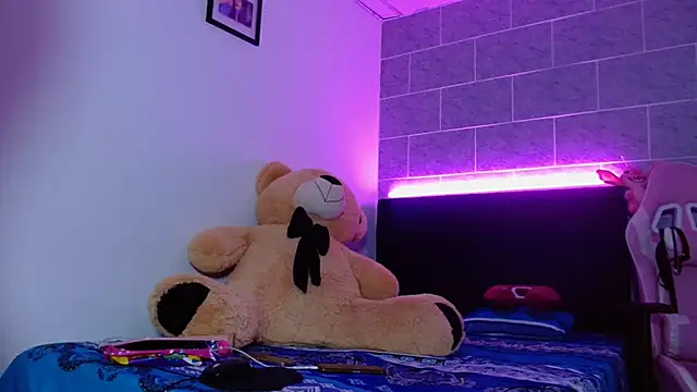 Dakota bumm online show from March 22, 10:02 pm