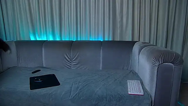 Skinny Nally online show from September 29, 1:22 am