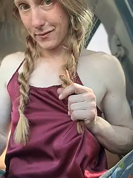 GoldenFlameGoddess online show from March 29, 7:36 pm