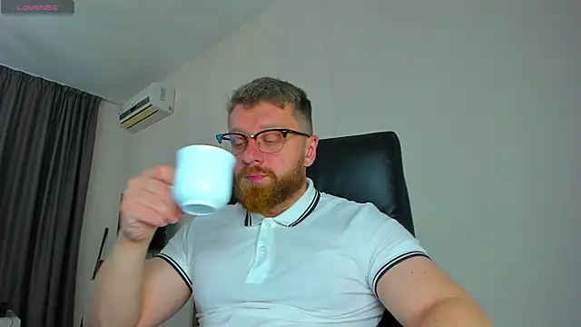 Findom guy online show from March 22, 12:08 pm