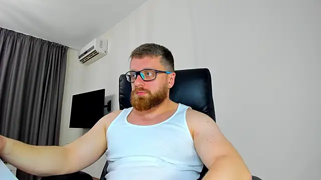 Findom guy online show from April 9, 11:48 am