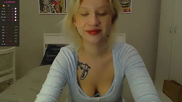 Snapshot of amelia_lye chatting on March 10, 4:03 pm amelia lye online show from March 10, 4:03 pm