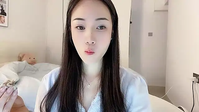 Snapshot of MIa59 chatting on January 19, 12:58 am MIa59 online show from January 19, 12:58 am