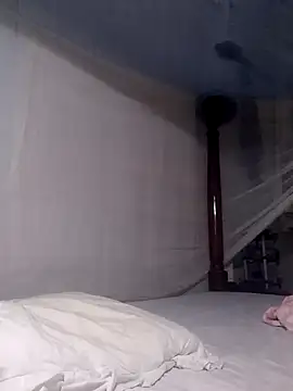 Queentesi online show from March 2, 6:59 am