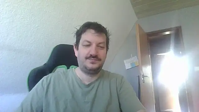 Golffahrer1982 online show from May 26, 6:31 am