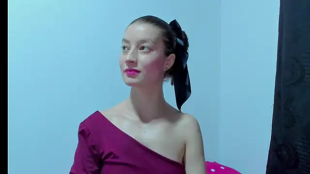 MiiaVolkova online show from October 3, 11:13 pm