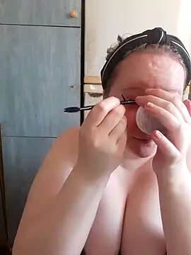 D Marinna online show from March 19, 11:39 am