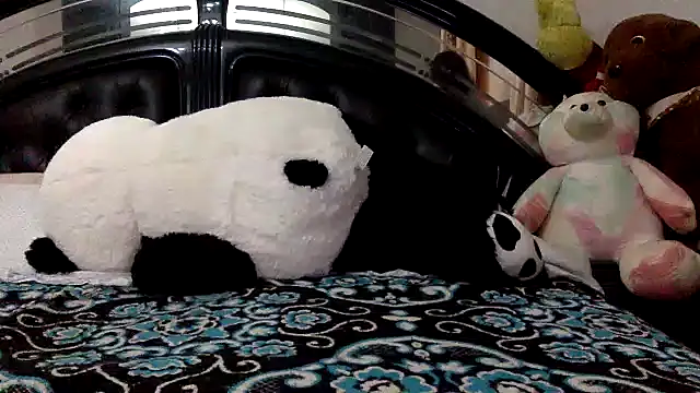 Lunamilly27 online show from January 14, 1:28 pm