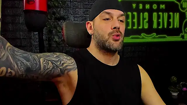 LexXHardy online show from January 10, 7:43 am