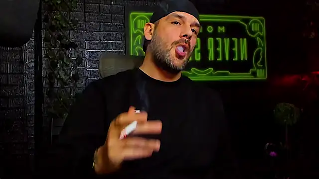 LexXHardy online show from January 18, 8:45 pm