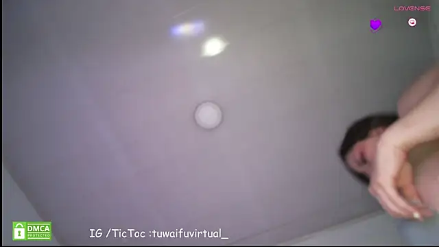 TuWaifuVirtual1 online show from April 8, 12:21 am