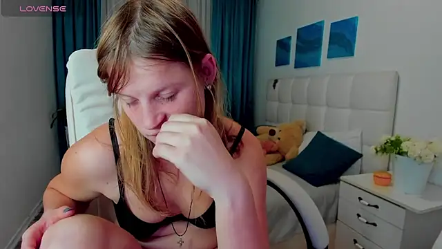 Kathlyn  Heath online show from January 23, 8:24 pm