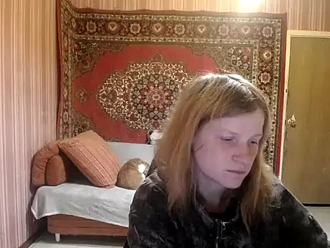 Kathlyn  Heath online show from October 15, 7:14 pm