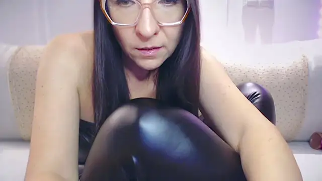 AshleyDark13 online show from February 14, 9:22 pm