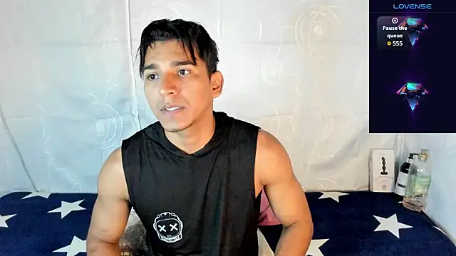 Snapshot of Mick_Depp_ chatting on March 7, 12:26 am Mick Depp online show from March 7, 12:26 am