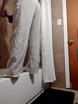 Snapshot of cammyquart chatting on March 3, 11:56 pm cammyquart online show from March 3, 11:56 pm