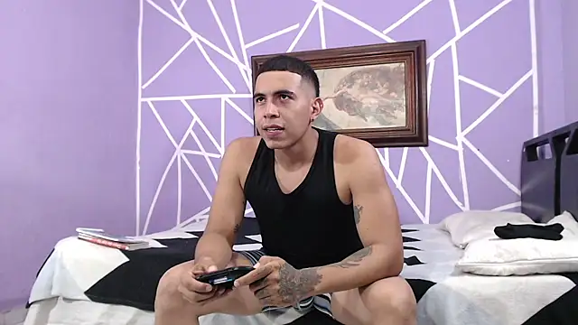 Sofiafuck20 online show from October 9, 8:07 pm