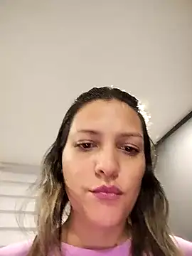 Mia Hampton online show from January 24, 8:11 pm