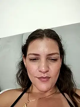 Mia Hampton online show from March 13, 12:27 am