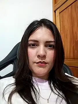 Mia Hampton online show from December 2, 11:23 pm