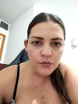 Mia Hampton online show from January 31, 9:24 pm