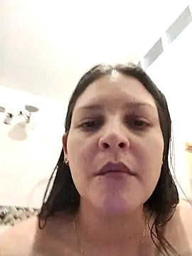 Mia Hampton online show from March 1, 8:33 pm