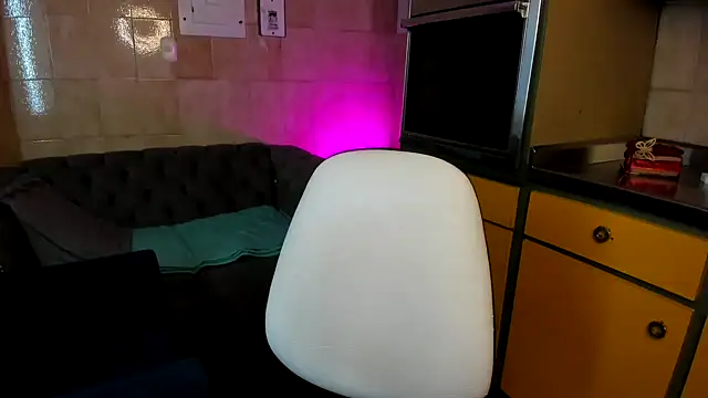 Snapshot of Leticia_goddes chatting on January 11, 5:31 am Leticia goddes online show from January 11, 5:31 am