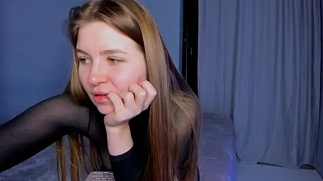 EllenMays online show from March 9, 10:19 pm