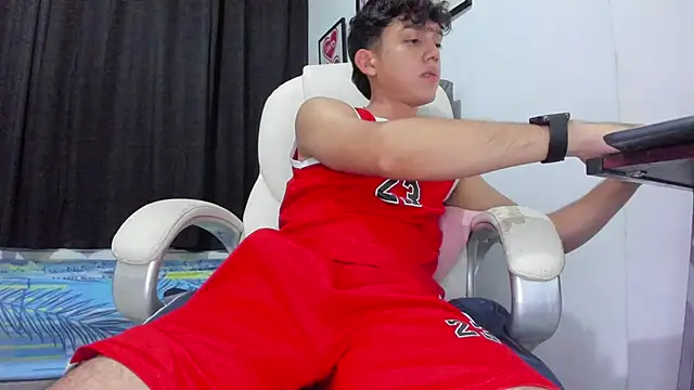 The skinnyguys online show from September 11, 11:05 pm