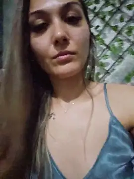 Snapshot of NicolLopeze chatting on May 29, 7:34 pm NicolLopeze online show from May 29, 7:34 pm