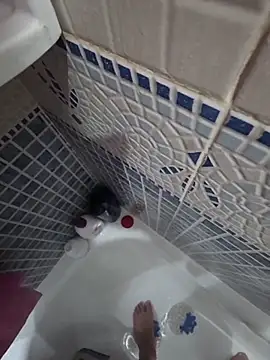 Snapshot of ANGELITOPECADOR chatting on December 18, 7:42 pm ANGELITOPECADOR online show from December 18, 7:42 pm