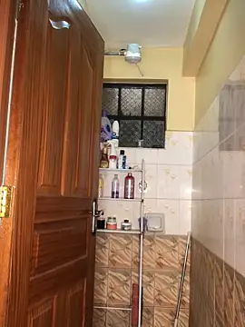 Snapshot of Bootieshake chatting on January 20, 12:04 am Bootieshake online show from January 20, 12:04 am