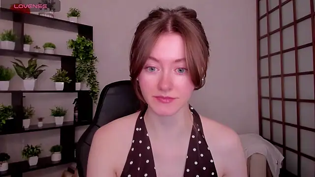 KateCuddle online show from February 10, 2:37 am