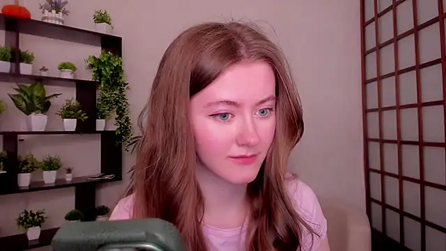 KateCuddle online show from April 24, 2:36 am