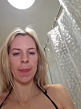 Amber riivers online show from January 31, 10:31 am