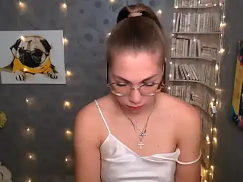 Sport Tall Doll online show from January 18, 9:24 am