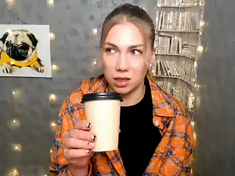 Sport Tall Doll online show from February 4, 9:17 am