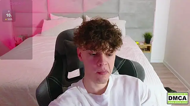 cute thomas online show from January 30, 8:21 pm