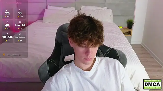 cute thomas online show from February 11, 8:52 pm