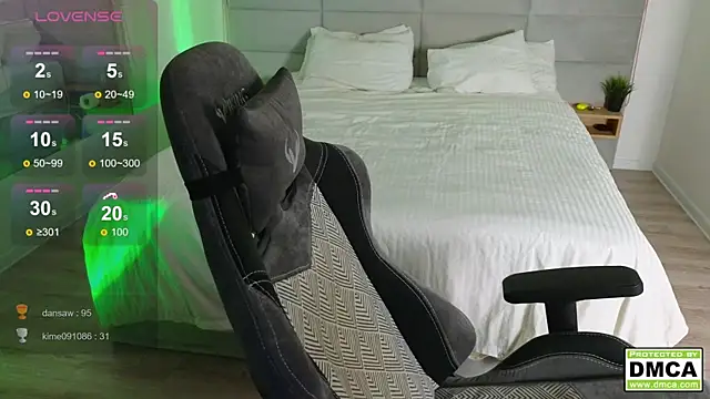 cute thomas online show from February 20, 8:14 pm