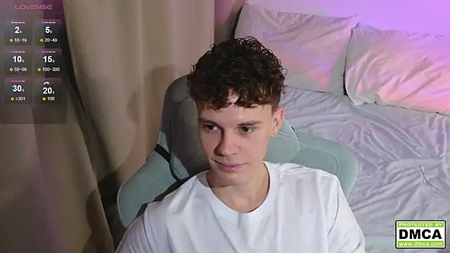 cute thomas online show from December 18, 4:24 pm