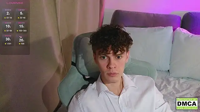 cute thomas online show from February 12, 5:30 pm